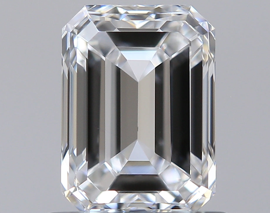 0.90 carat Emerald diamond E VS1 