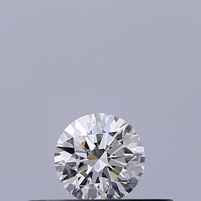 0.18 carat Round diamond F VVS2 Excellent