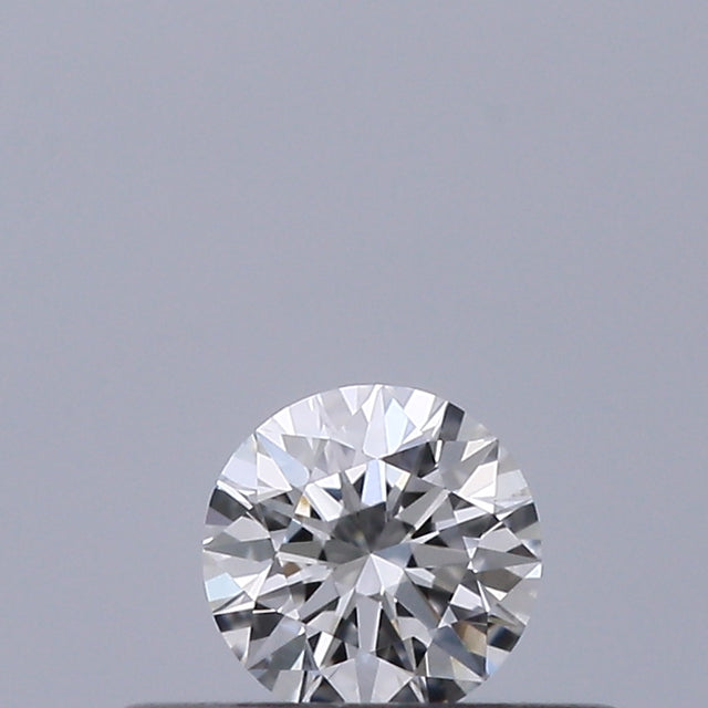 0.18 carat Round diamond F VVS2 Excellent