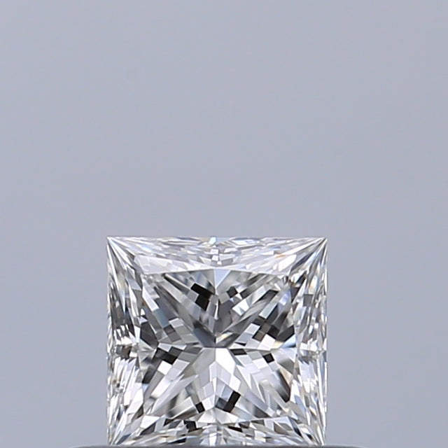 0.32 carat Princess diamond E VVS2 