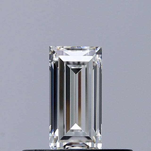 0.33 carat Baguette diamond G IF 