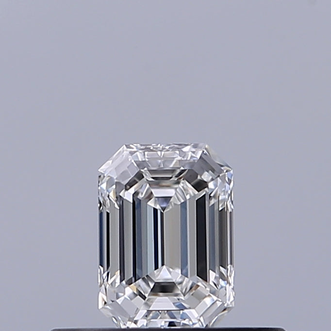 0.30 carat Emerald diamond E VVS2 