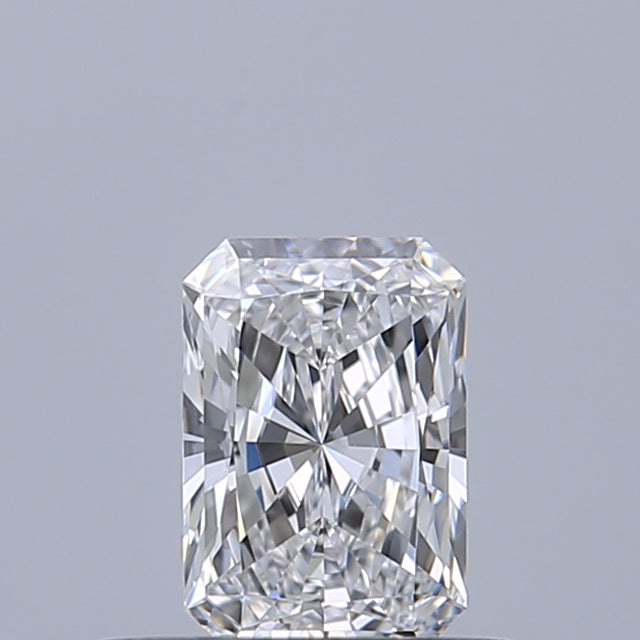 0.33 carat Radiant diamond D IF 