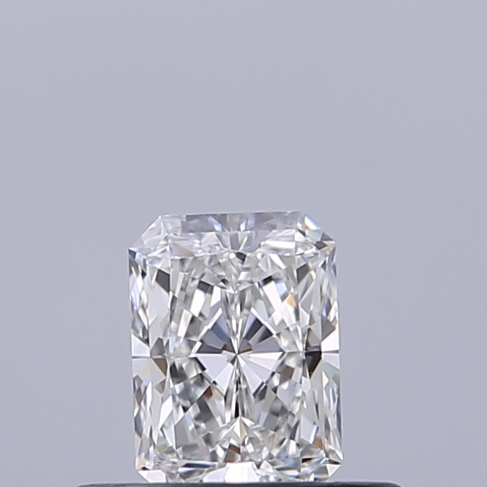 0.31 carat Radiant diamond E IF 