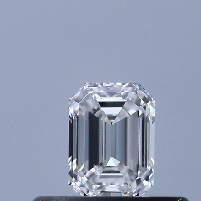 0.30 carat Emerald diamond F VVS1 
