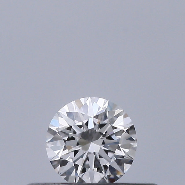 0.19 carat Round diamond D VVS2 Excellent