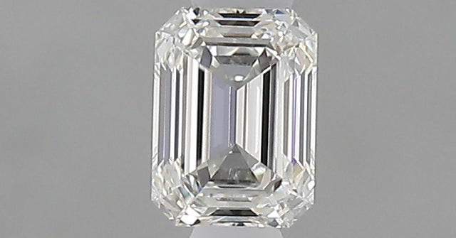 0.30 carat Emerald diamond G VS1 