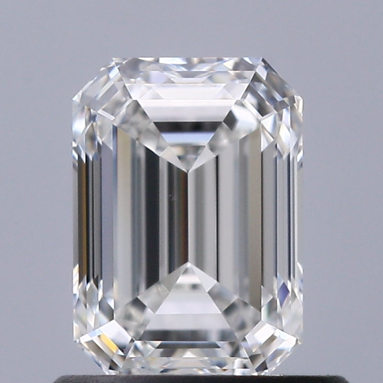 0.90 carat Emerald diamond F VS1 
