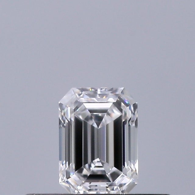 0.24 carat Emerald diamond D VS1 