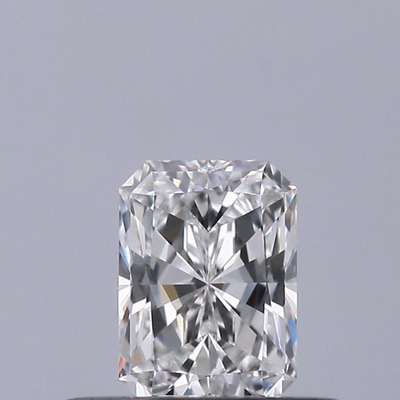 0.30 carat Radiant diamond E IF 