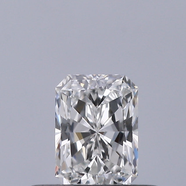 0.30 carat Radiant diamond E IF 