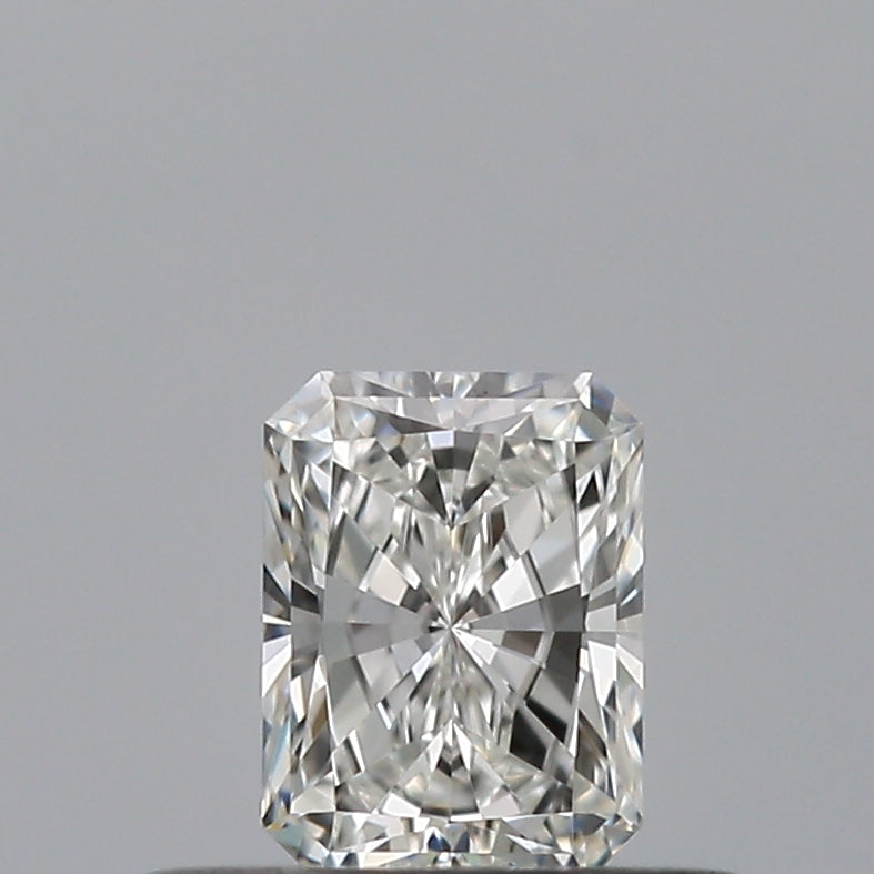 0.30 carat Radiant diamond G IF 