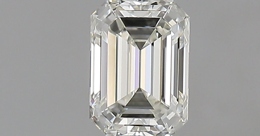 0.70 carat Emerald diamond J VVS1 