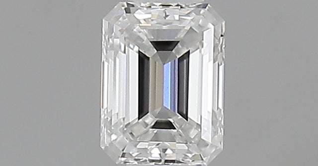 0.29 carat Emerald diamond E VVS2 