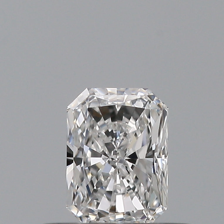 0.31 carat Radiant diamond E  VVS2
