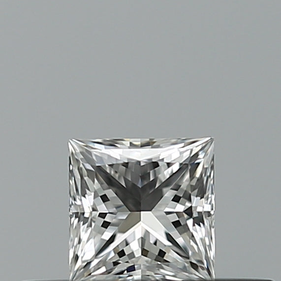 0.23 carat Princess diamond F VVS2 