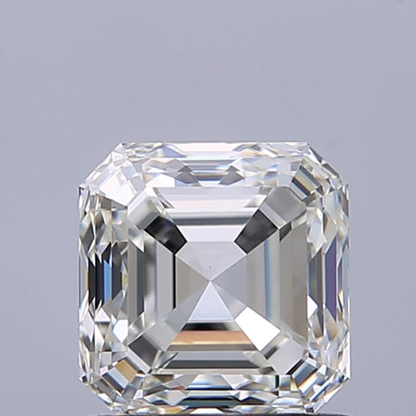1.00 carat Emerald diamond J IF 