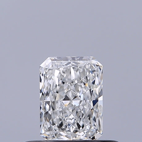 0.34 carat Radiant diamond E IF 