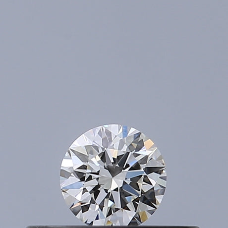 0.18 carat Round diamond E IF Excellent