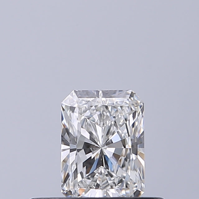 0.30 carat Radiant diamond E IF 