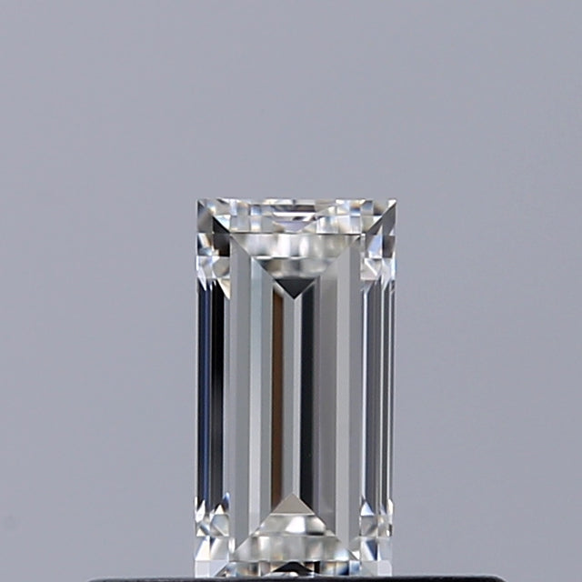 0.34 carat Baguette diamond G IF 