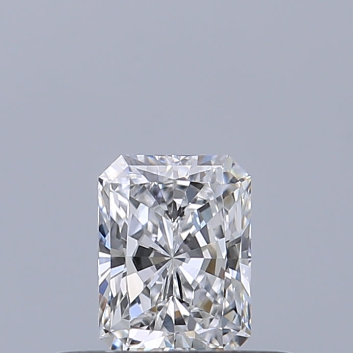 0.30 carat Radiant diamond D IF 