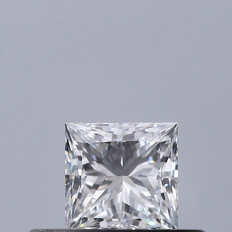 0.30 carat Princess diamond E VVS1 