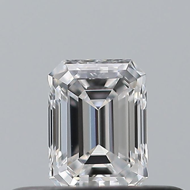 0.24 carat Emerald diamond D VVS2 