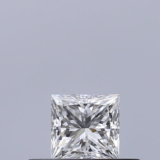 0.23 carat Princess diamond E VVS1 
