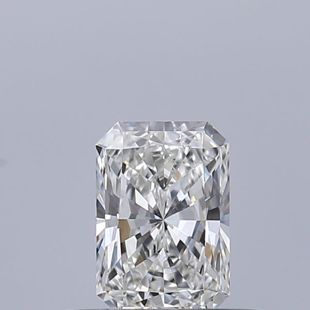 0.34 carat Radiant diamond G IF 