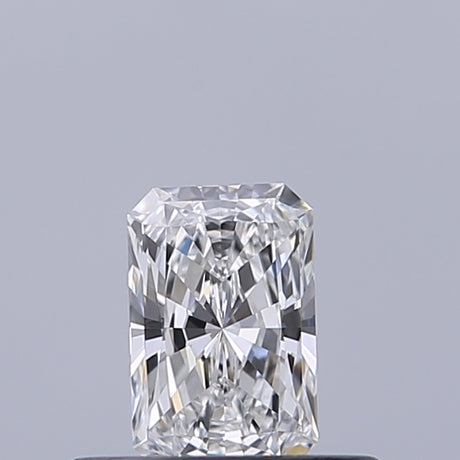 0.31 carat Radiant diamond E VVS2 