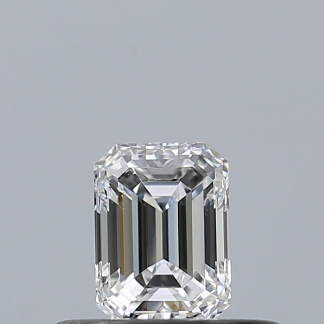 0.30 carat Emerald diamond D VS1 