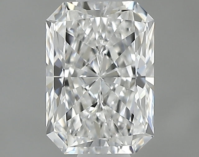 0.50 carat Radiant diamond E VVS2 