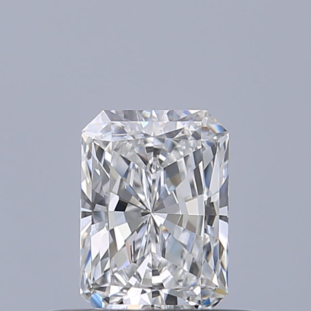 0.41 carat Radiant diamond E IF 