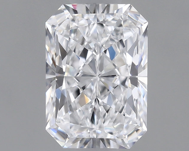 0.90 carat Radiant diamond D VS1 