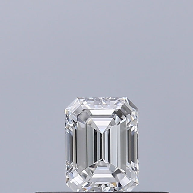 0.23 carat Emerald diamond E VVS2 