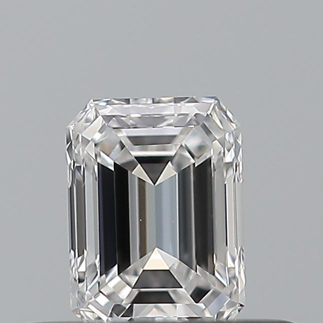 0.31 carat Emerald diamond E  VS1