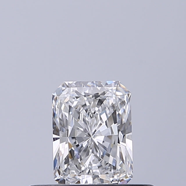 0.32 carat Radiant diamond D VVS1 