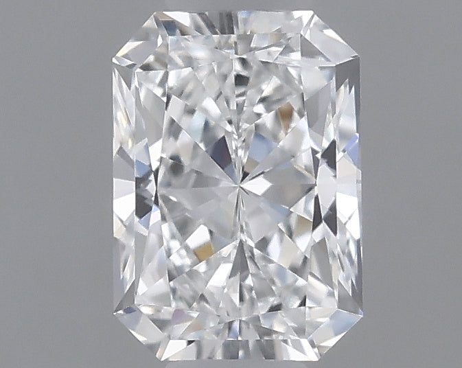 0.40 carat Radiant diamond E VS1 