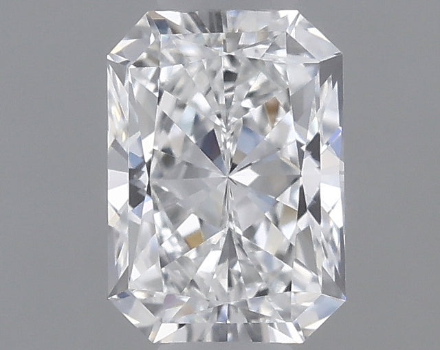 0.40 carat Radiant diamond E VS1 
