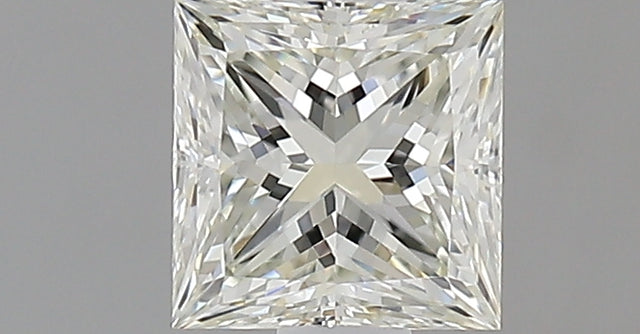 0.70 carat Princess diamond K VVS2 