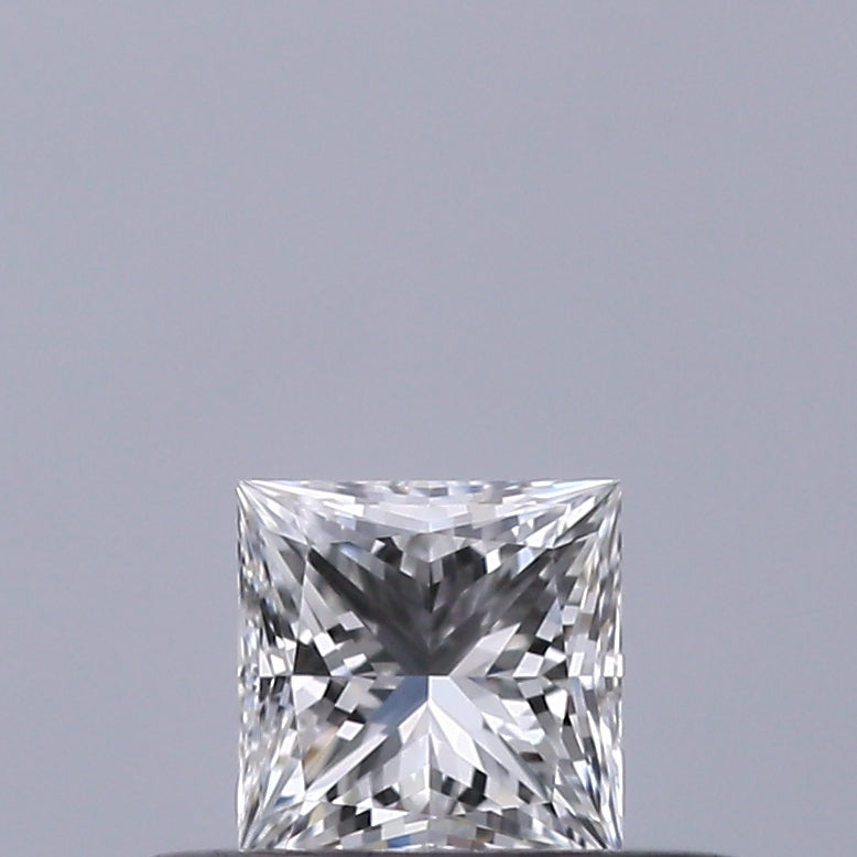 0.23 carat Princess diamond E VVS1 