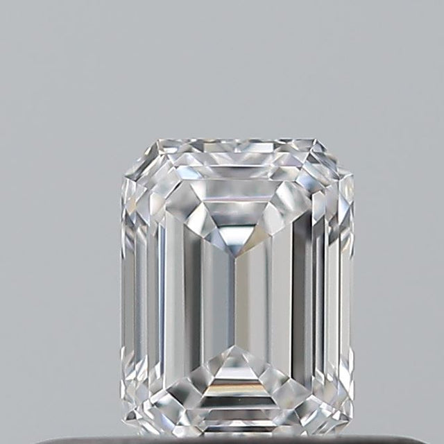 0.25 carat Emerald diamond D VVS1 