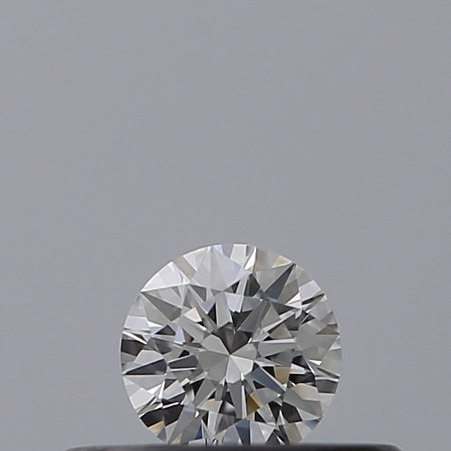 0.18 carat Round diamond E IF Excellent