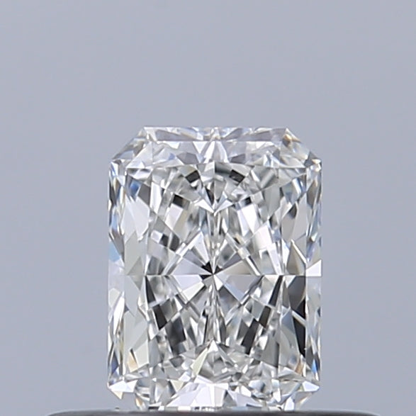 0.31 carat Radiant diamond E IF 