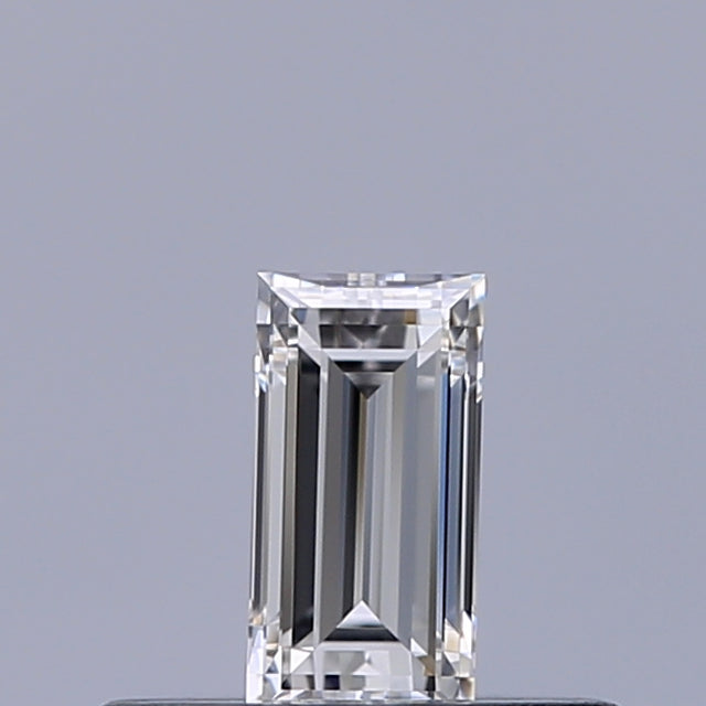 0.23 carat Baguette diamond E IF 