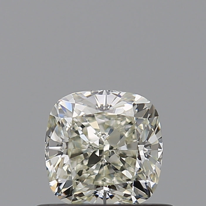 0.54 carat Cushion diamond L  VVS1