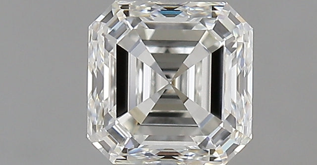 0.90 carat Emerald diamond H VS1 