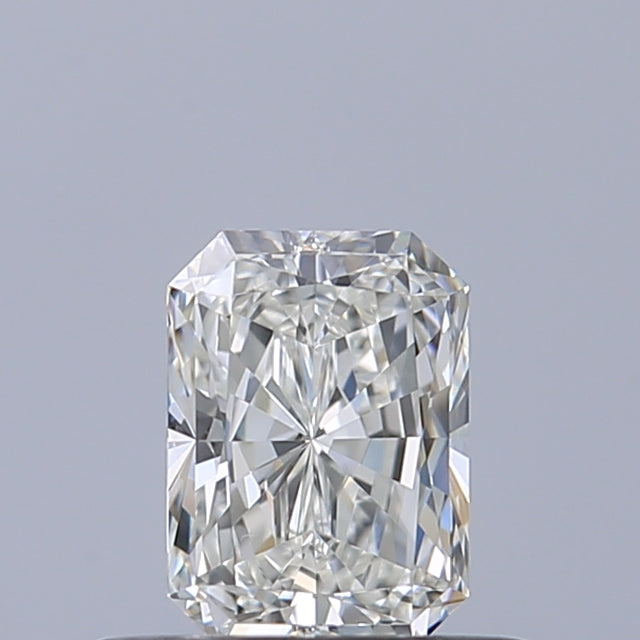 0.40 carat Radiant diamond G IF 