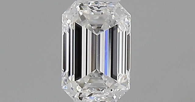 0.27 carat Emerald diamond E IF 